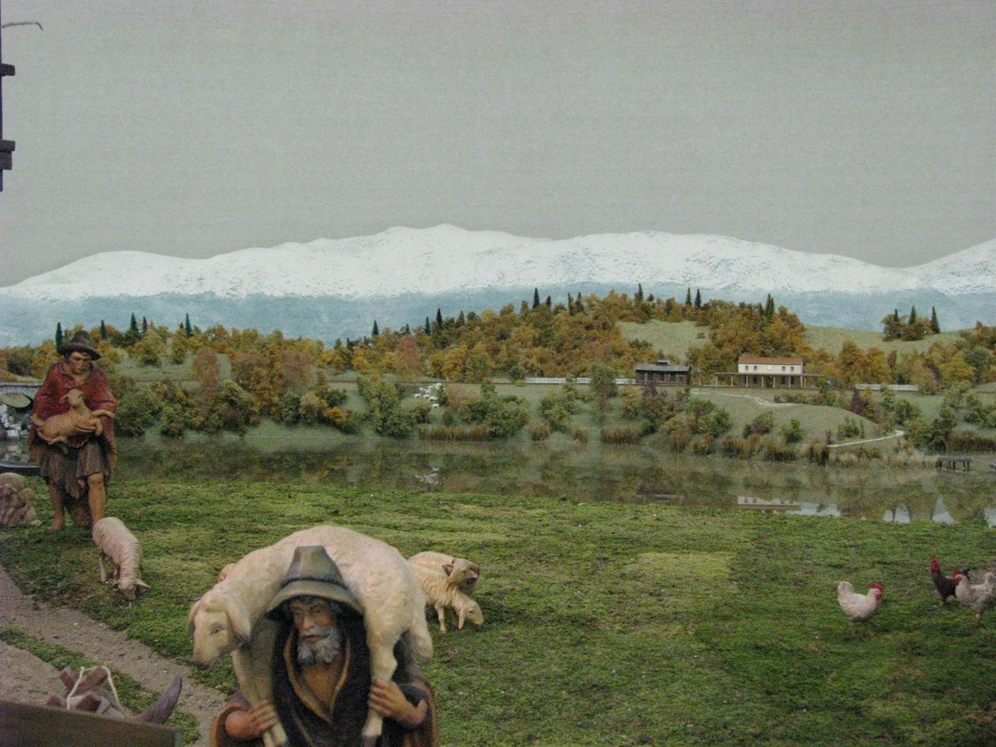 Il presepio del Natale 2006: un borgo con il pastore e le pecore.