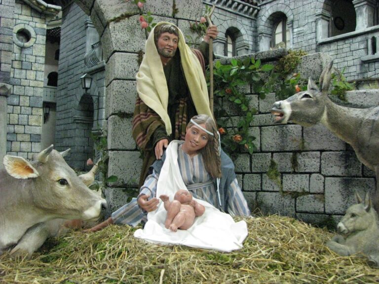 Presepio dei Frati, Natale 2006: Il borgo di pietra ai piedi dei monti, foto 2